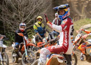 Mani mit Teilnehmern